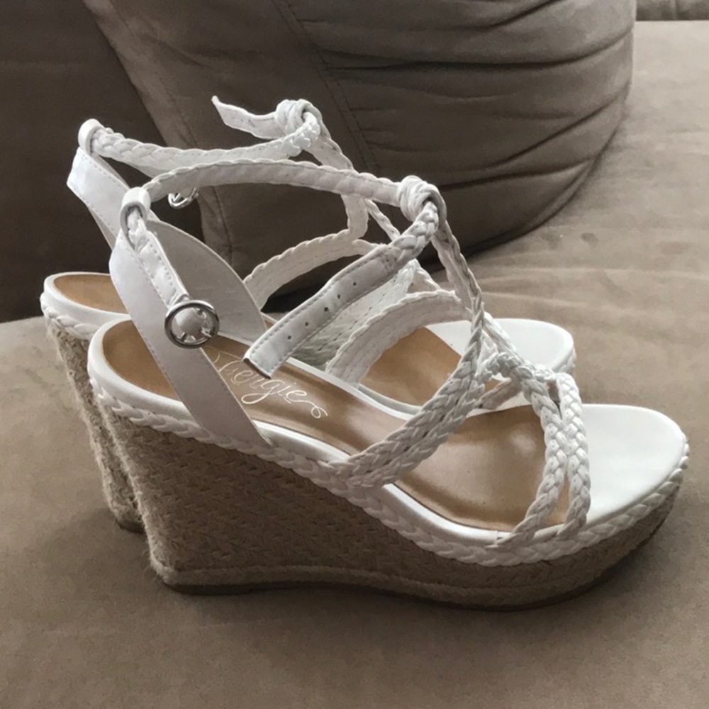 Wedge heels